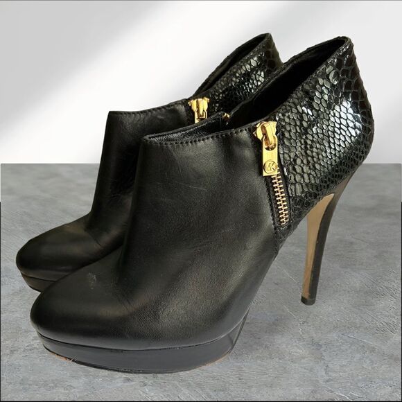 MICHAEL Michael Kors York Platform Black Ankle Booties - Sz 7.5 - Picture 7 of 9
